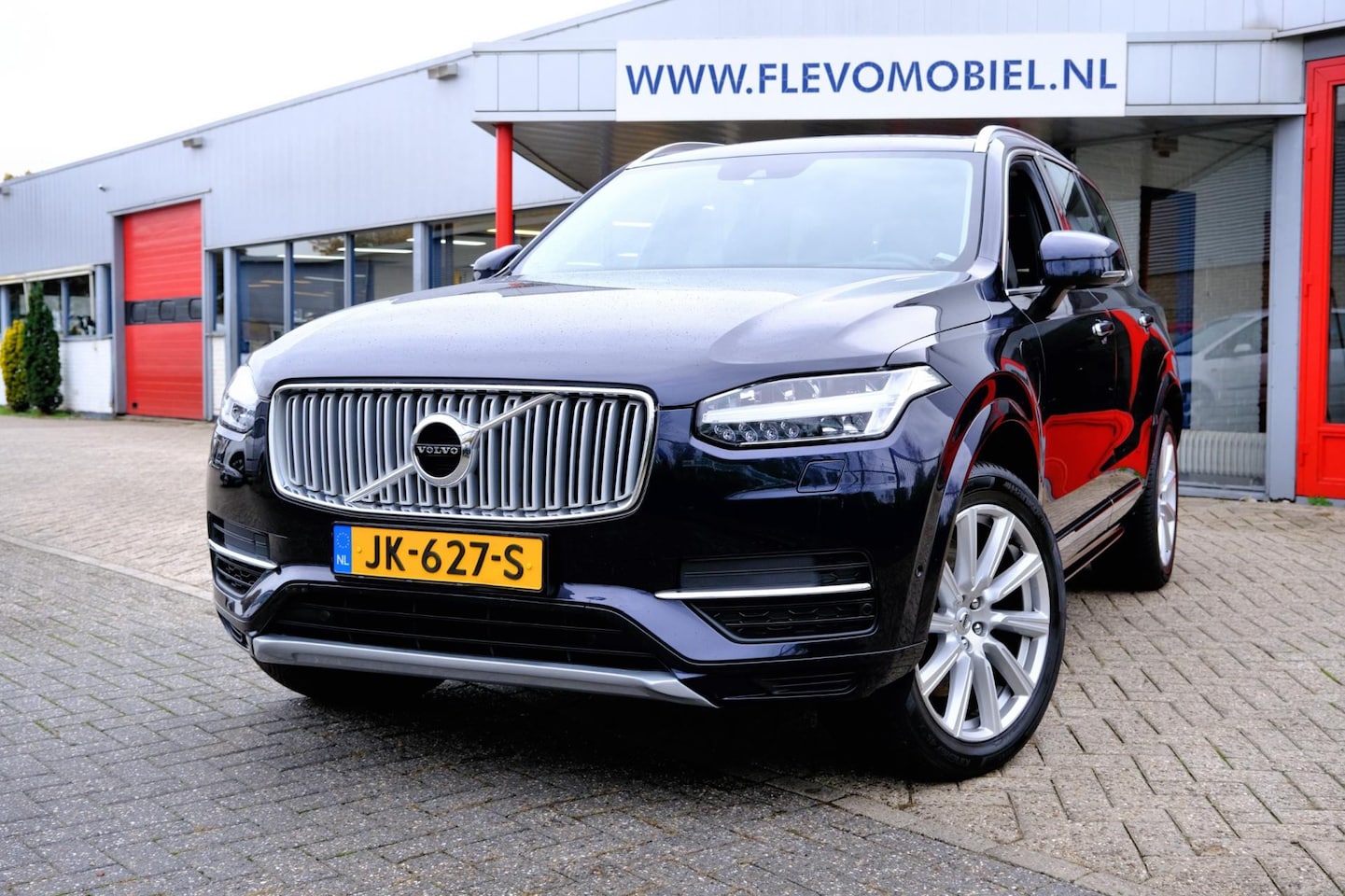 Volvo XC90 - 2.0 T8 Twin Engine AWD Inscription 7-pers Aut. Pano|Leder|Adapt.Cruise|ParkAssist - AutoWereld.nl