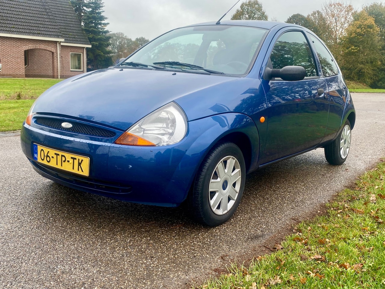 Ford Ka - 1.3 Futura (AIRCO) NIEUWE APK 21-10-2025 N.A.P - AutoWereld.nl