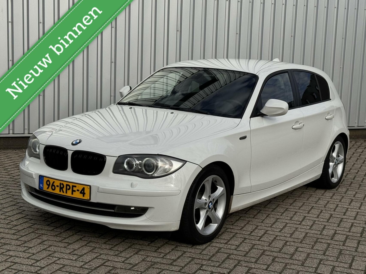 BMW 1-serie - 116i EffDyn. Ed. Business Line Ultimate Edition 116i EffDyn. Ed. Business Line Ultimate Edition - AutoWereld.nl