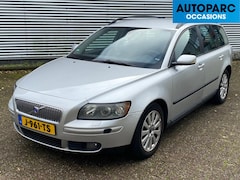 Volvo V50 - 2.4 AUTOMAAT, STERKE MOTOR, 5 CILINDER, AIRCO, STOELVERWARMING