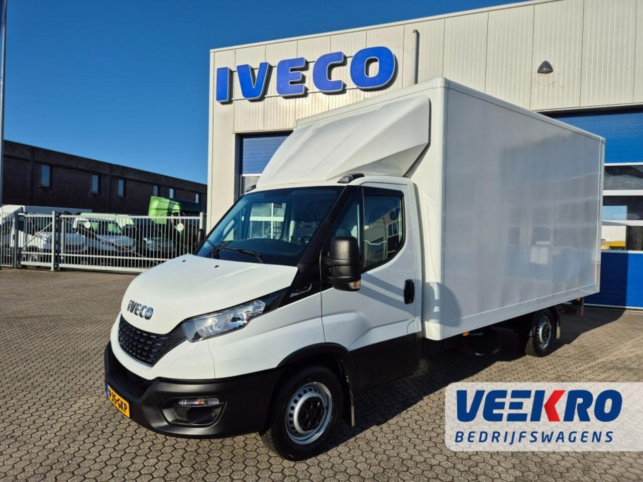 Iveco Daily - 35S14 Automaat, Laadbak met D-Hollandia laadklep 750 KG - AutoWereld.nl