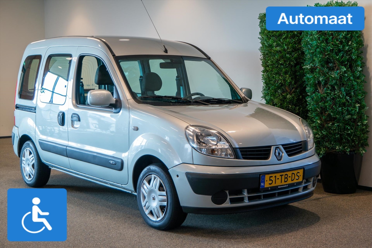 Renault Kangoo - Rolstoelauto Automaat - AutoWereld.nl