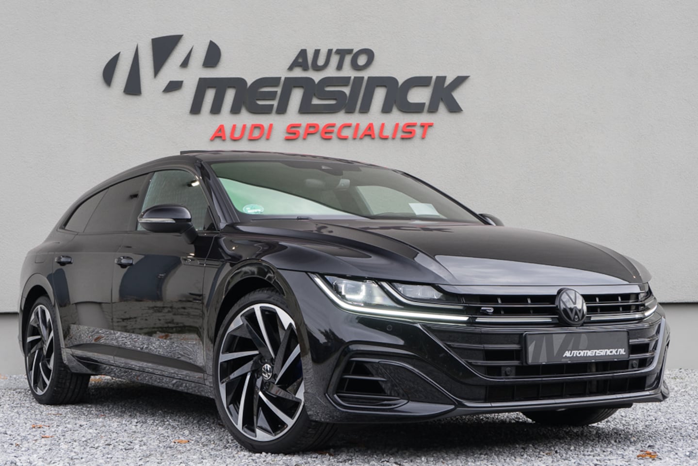 Volkswagen Arteon Shooting Brake - 2.0 TSI R-Line / Virtual Cockpit/ Touch Navigatie/ Adaptive Cruise Control/ Panoramadak/ 1 - AutoWereld.nl