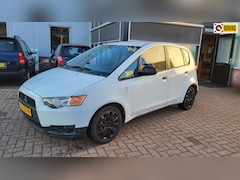 Mitsubishi Colt - 1.1 Inform 5 deurs