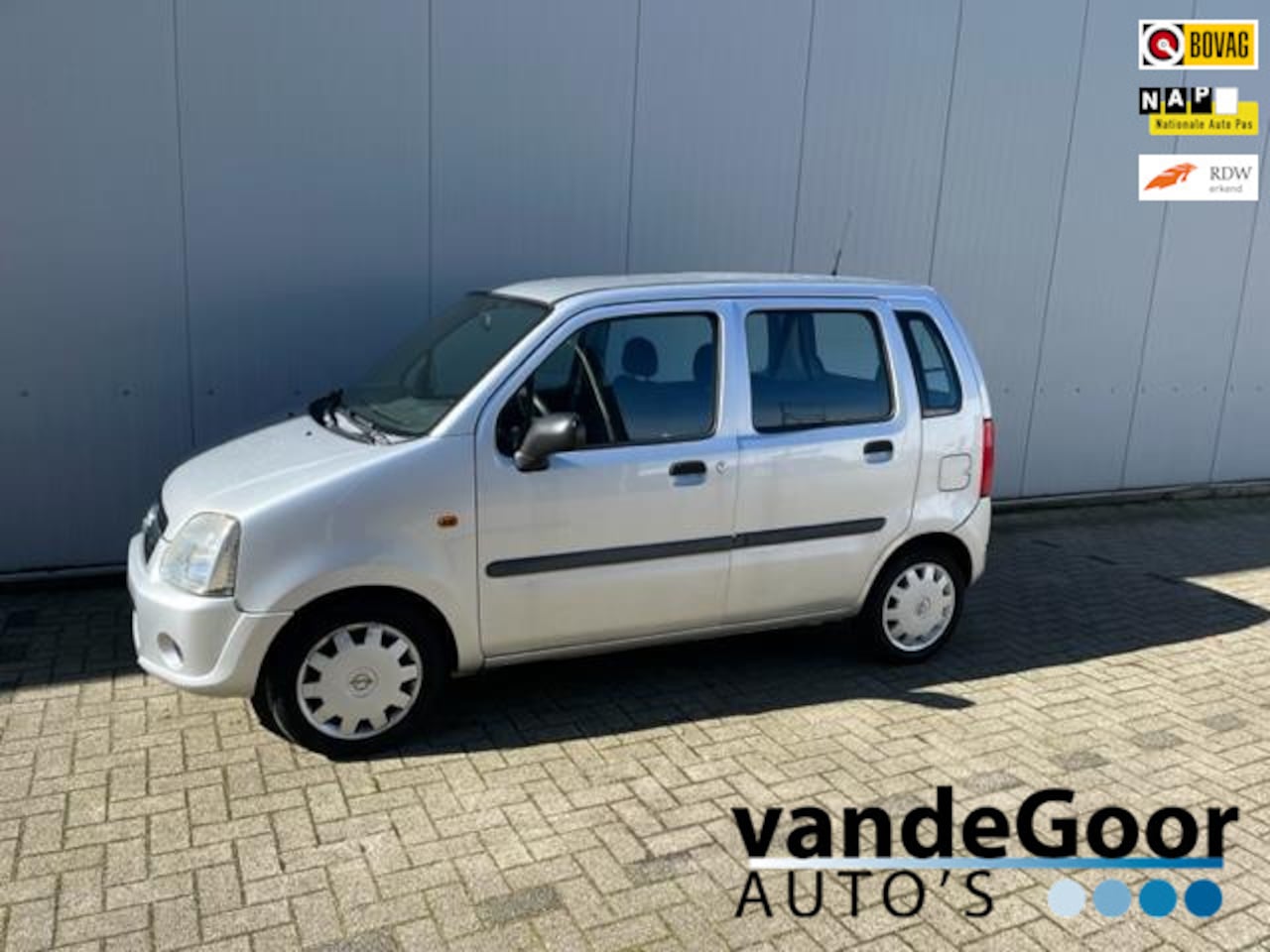 Opel Agila - 1.0-12V Essentia 1.0-12V Essentia, '03, 176000 km, met een apk keuring tot maart '25 ! - AutoWereld.nl