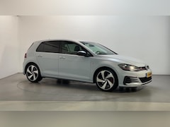 Volkswagen Golf - 2.0 TSI GTI 230pk Performance Stoelverwarming Navigatie App-Connect