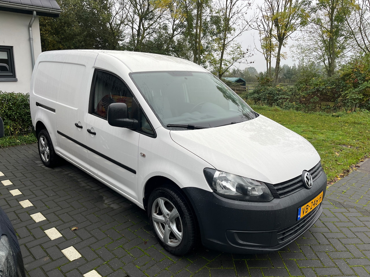 Volkswagen Caddy - 1.6 TDI Maxi BlueMotion - AutoWereld.nl