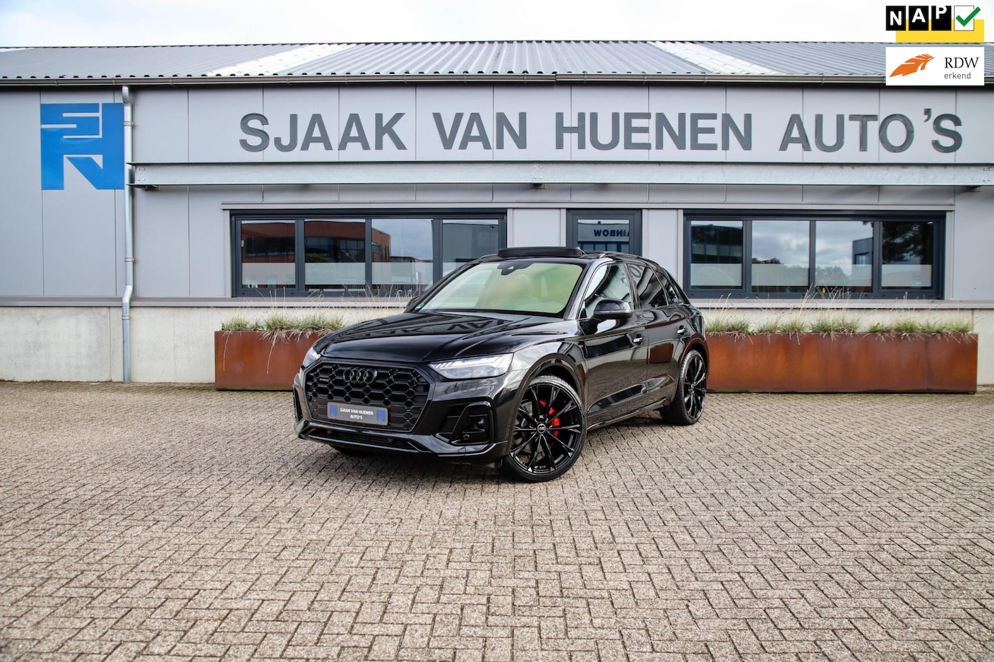 Audi Q5 - 55 TFSI e Quattro Competition S Edition S-Line 367pk Automaat|Luchtvering|Panoramadak|Virt - AutoWereld.nl