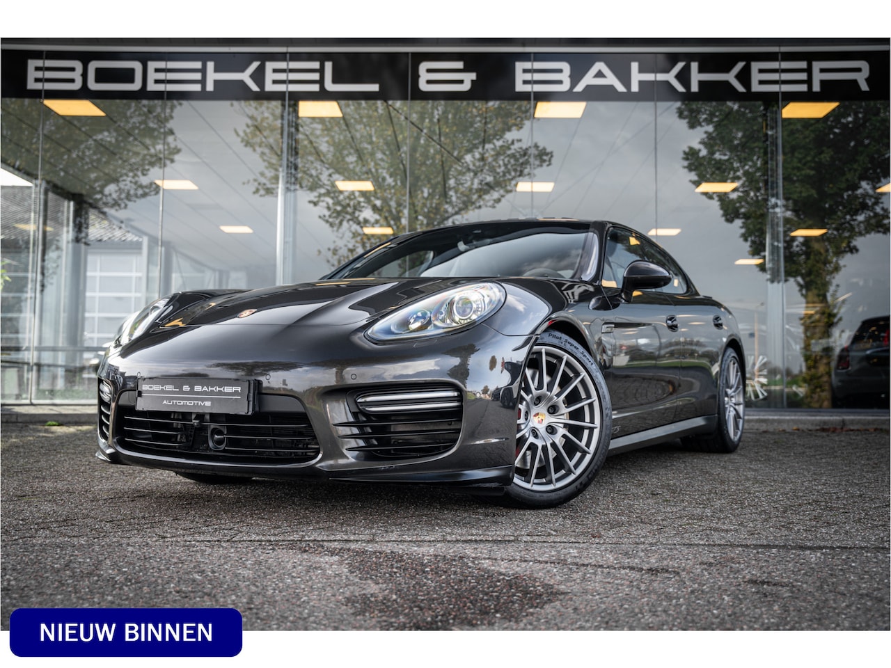 Porsche Panamera - 4.8 GTS - V8 440pk - Rear Entertainment face lift model! - AutoWereld.nl