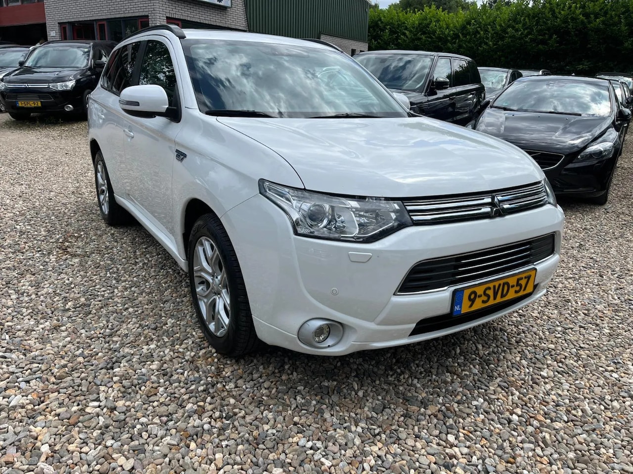 Mitsubishi Outlander - 2.0 PHEV instyle 2.0 PHEV Instyle - AutoWereld.nl