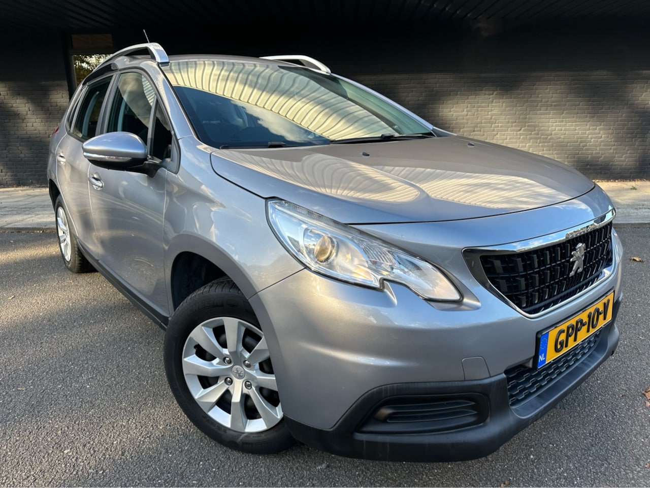 Peugeot 2008 - 1.2 PureTech Active // 56.000km! // - AutoWereld.nl