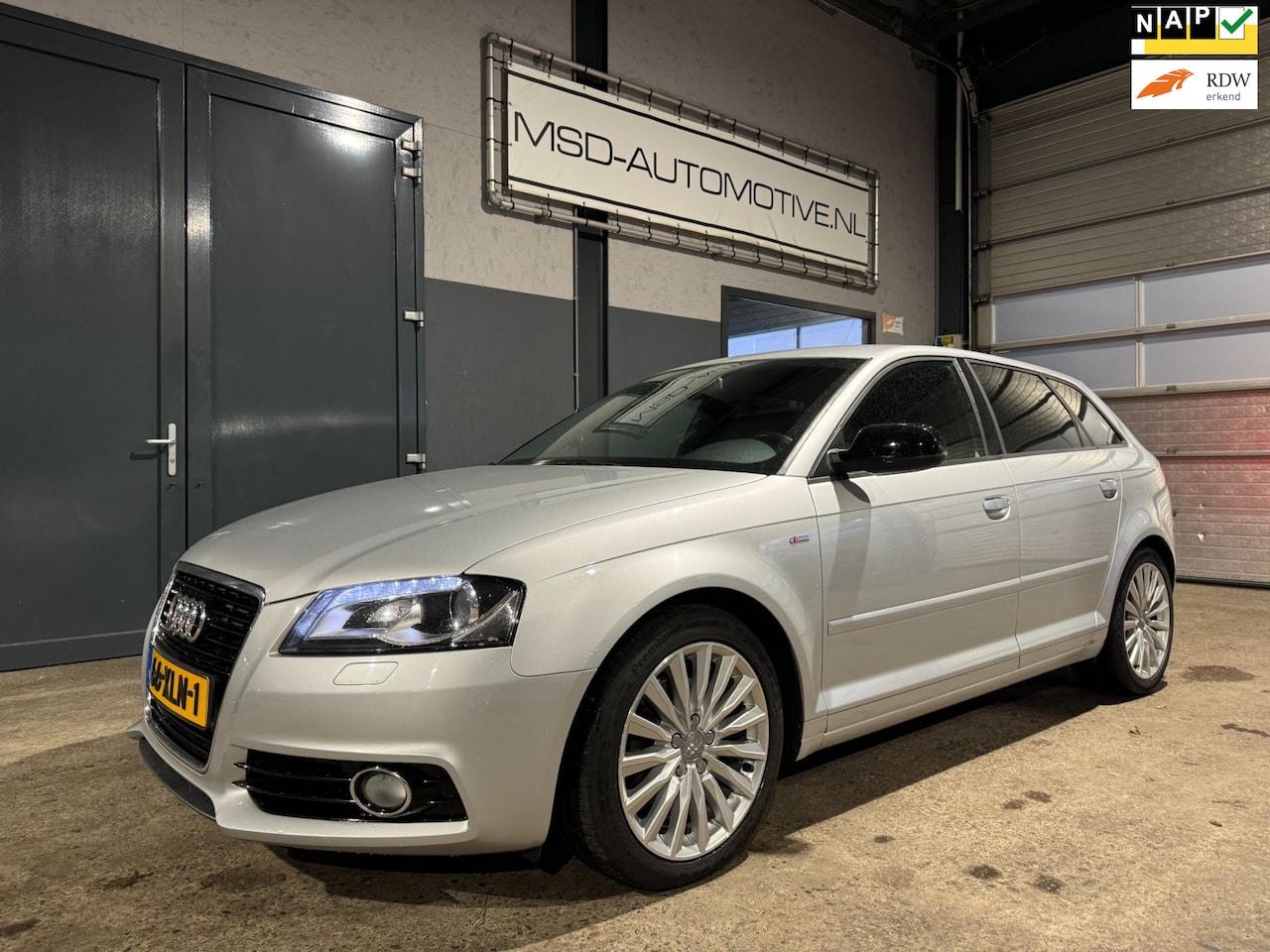 Audi A3 Sportback - 1.2 TFSI Ambition Pro Line S-Line Xenon Onderhouden - AutoWereld.nl