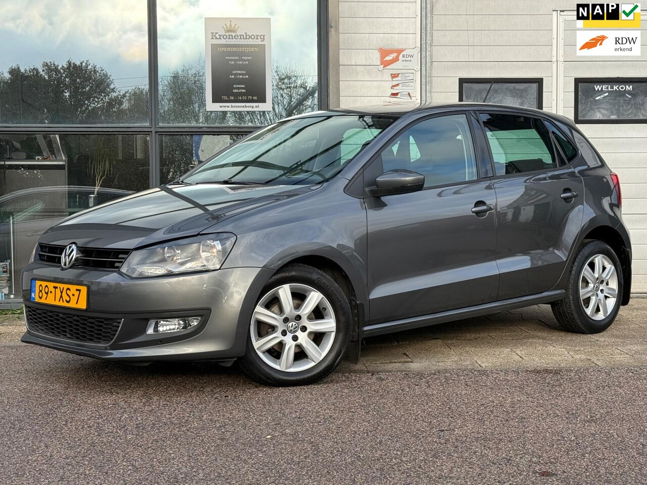 Volkswagen Polo - 1.2 TSI Highline 1.2 TSI Highline, AUTOMAAT, NAP, NAVI - AutoWereld.nl