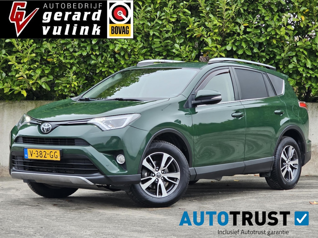 Toyota RAV4 - 2.0 VVT-i Dynamic ADAP-CRUISE DAB CAMERA PDC TREKH - AutoWereld.nl