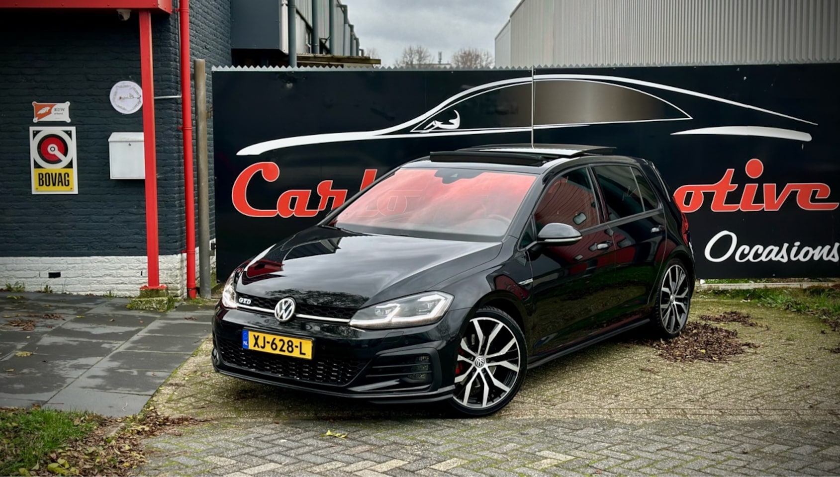 Volkswagen Golf - 2.0 TDI GTD 250PK! PANO|LEER|VIRTUAL|DCC|ACC|LANE|CAM - AutoWereld.nl