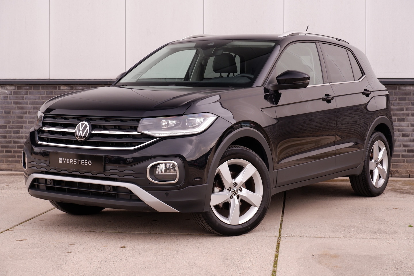 Volkswagen T-Cross - 1.5 TSI Style | LED | ACC | Camera | Climate | Carplay - AutoWereld.nl