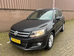 Volkswagen Tiguan - 1.4 TSI Sport&Style Navi Clima PDC Cruise