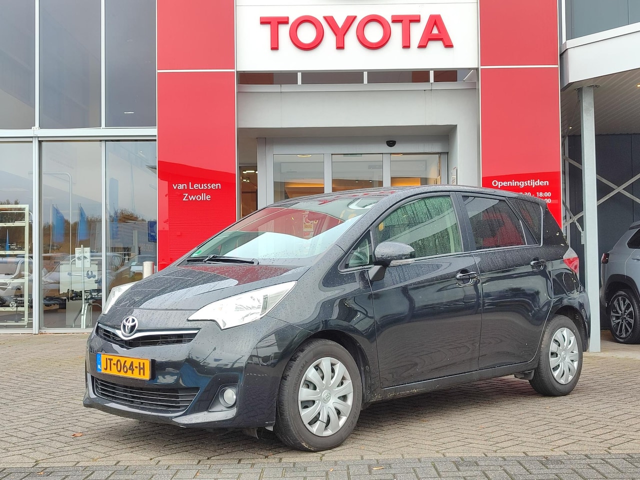 Toyota Verso S - 1.3 VVT-i Aspiration Automaat CRUISE NAVI AIRCO BLUETOOTH CAMERA EL-RAMEN/SPIEGELS - AutoWereld.nl