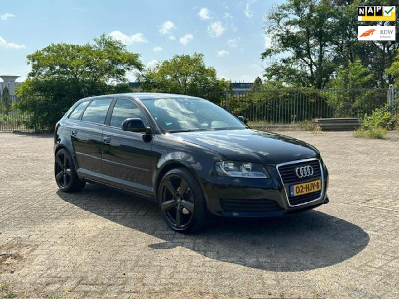 Audi A3 Sportback - 1.8 TFSI Attraction Business Edition 1.8 TFSI Attraction Business Edition - AutoWereld.nl