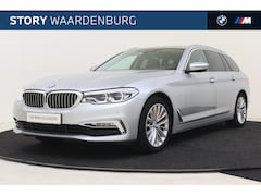 BMW 5-serie Touring - 520i High Executive Luxury Line Automaat / Trekhaak / Adaptieve LED / Comfortstoelen / Nav