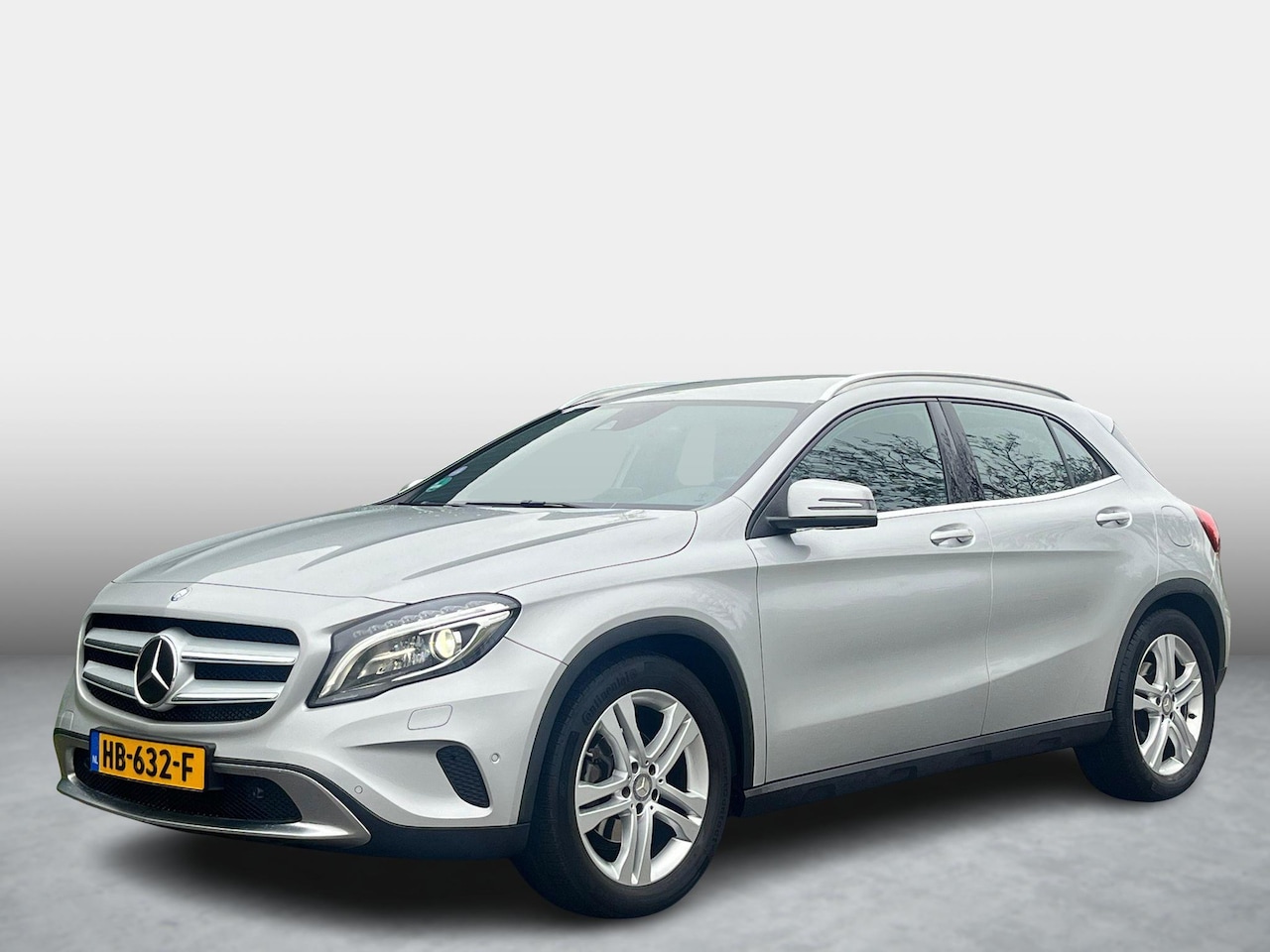 Mercedes-Benz GLA-Klasse - 200 Ambition ACC Camera - AutoWereld.nl