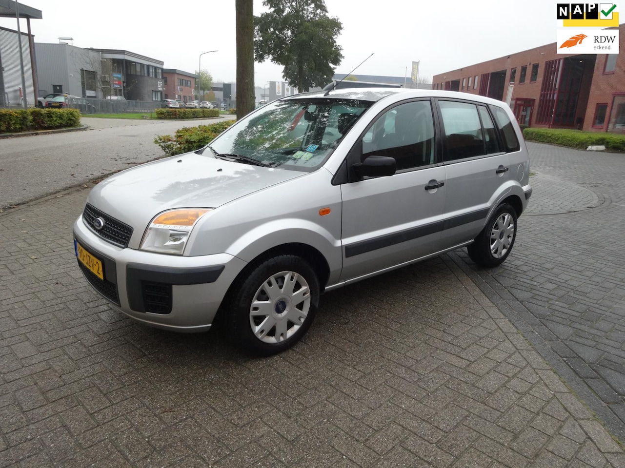 Ford Fusion - 1.4-16V Cool & Sound/Airco/Boekjes/APK 30-09-2025 - AutoWereld.nl