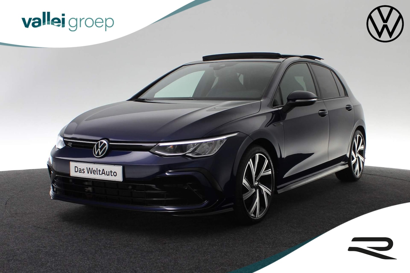 Volkswagen Golf - 1.5 eTSI 150PK DSG R-Line | Pano | Trekhaak | ACC | Harman/Kardon | 18 inch - AutoWereld.nl