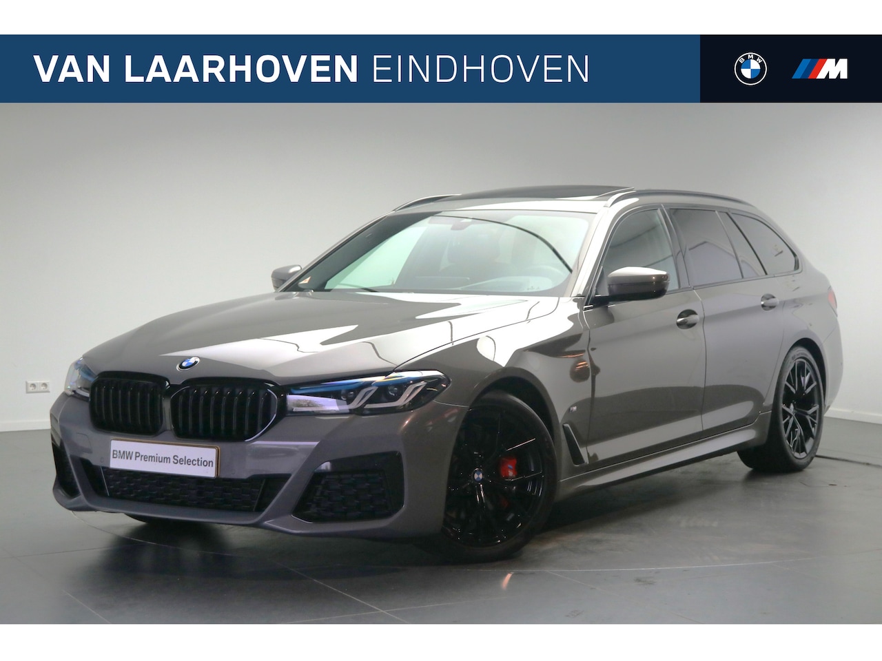 BMW 5-serie Touring - 530i High Executive M Sport Automaat / Panoramadak / Trekhaak / Laserlicht / Head-Up / M S - AutoWereld.nl