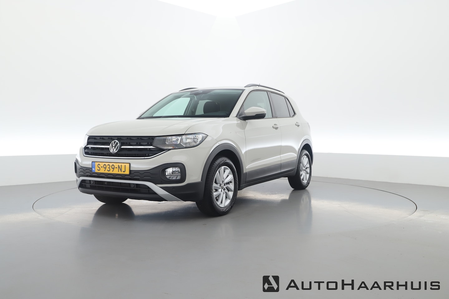 Volkswagen T-Cross - 1.0 TSI Life (9770km) All Season | Navigatie | PDC v/a - AutoWereld.nl