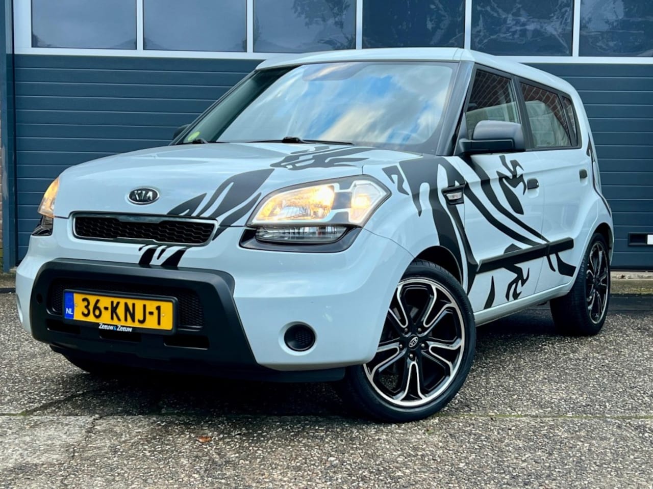 Kia Soul - 1.6 X-pect Cool / AIRCO / TREKHAAK / HOGE INSTAP / UNIEK - AutoWereld.nl