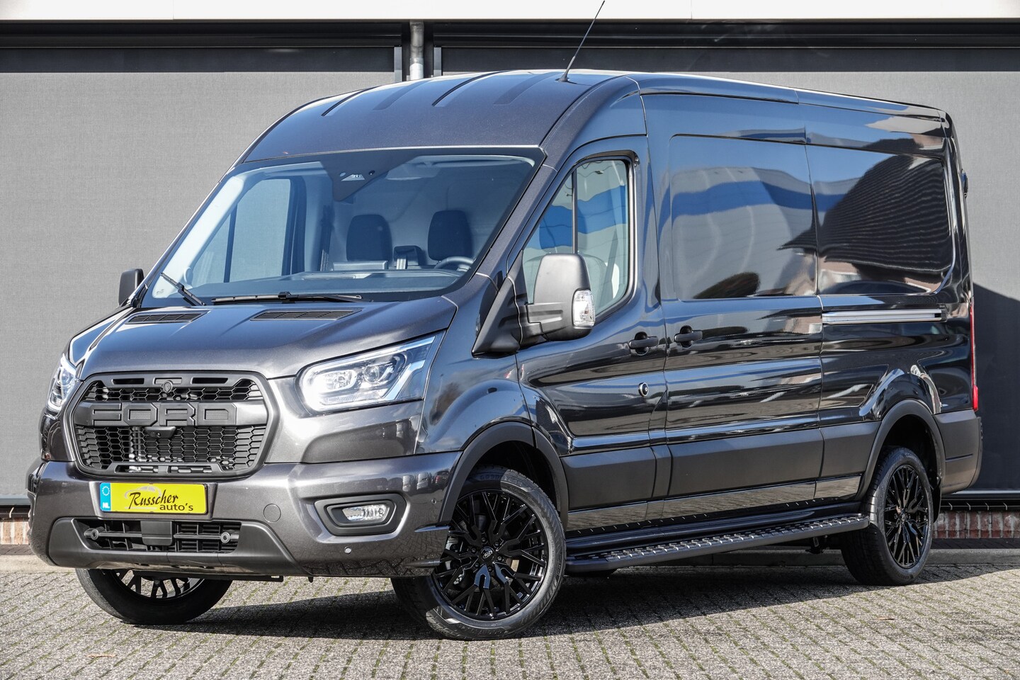 Ford Transit - L3H2 | 2.0Tdci 165Pk | 350 | Raptor Edition | 2x Schuifdeur | Nieuw Model | Magnetic Grey - AutoWereld.nl