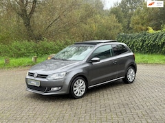 Volkswagen Polo - 1.2 TSI Highline PANO I LED I 6-BAK I PDC I CRUISE