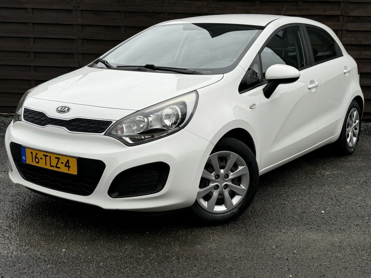 Kia Rio - 1.2 CVVT Comfort Pack / Airco / EL-ramen / NAP / PDC - AutoWereld.nl