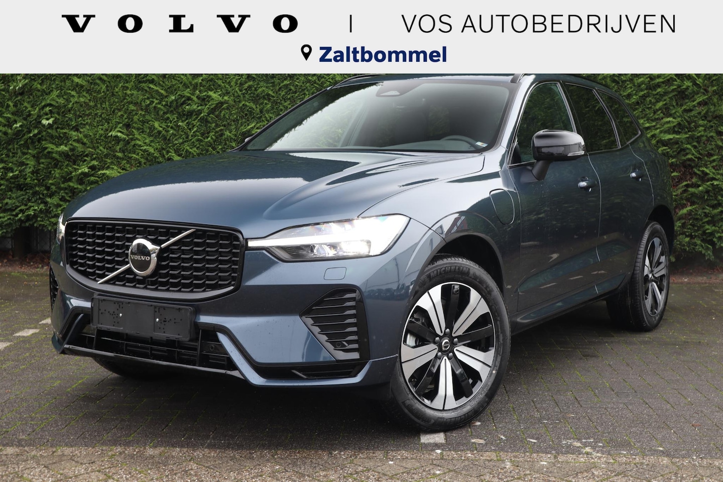 Volvo XC60 - 2.0 Recharge T6 AWD Plus Dark Harman Kardon | Trekhaak elektr inklapbaar MY2025 - AutoWereld.nl