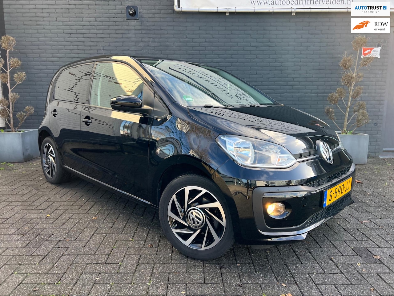 Volkswagen Up! - 1.0 BMT high up JOIN! Stoelverwarming Bluetooth Facelift 5drs! Inruil mogelijk! - AutoWereld.nl