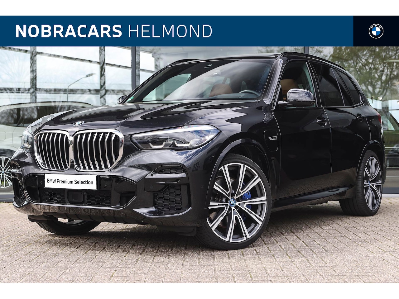 BMW X5 - xDrive45e High Executive M Sport Automaat / Panoramadak / Trekhaak / Parking Assistant Plu - AutoWereld.nl