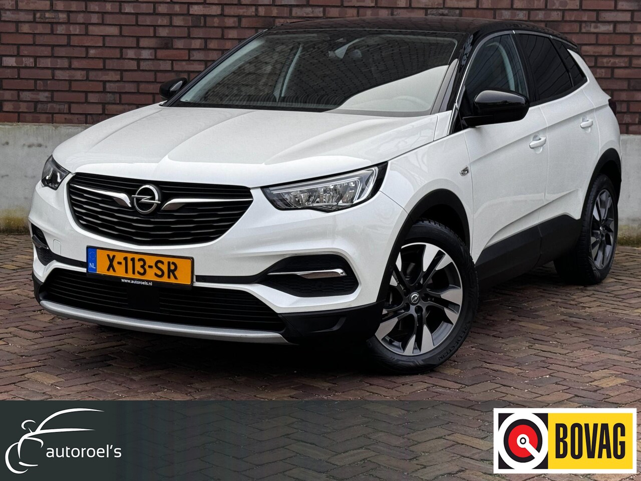 Opel Grandland X - 1.2 Turbo Innovation / 130 PK / Navi + Camera / Elek-Achterklep / Climate Control / PDC vo - AutoWereld.nl