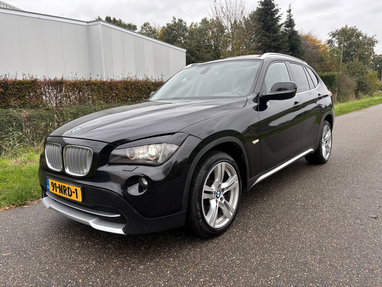 BMW X1 - xDrive28i Executive / AUTOMAAT / PANORAMADAK / LEER / NAVI - AutoWereld.nl