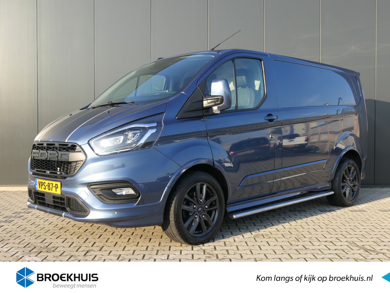 Ford Transit Custom - 290 2.0 TDCI 185pk L1H1 Sport 185PK | Betimmering | Sidebars | 18'' Velgen | Stoelverwarmi - AutoWereld.nl