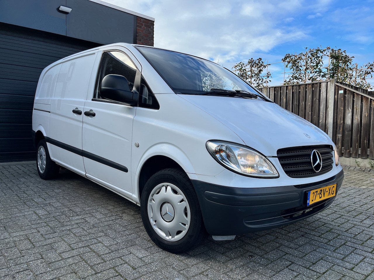 Mercedes-Benz Vito - 109 CDI 320 Amigo - AutoWereld.nl