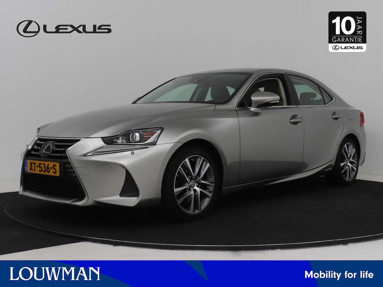 Lexus IS - 300h Business Line | 1e Eigenaar | Dealeronderhouden | - AutoWereld.nl