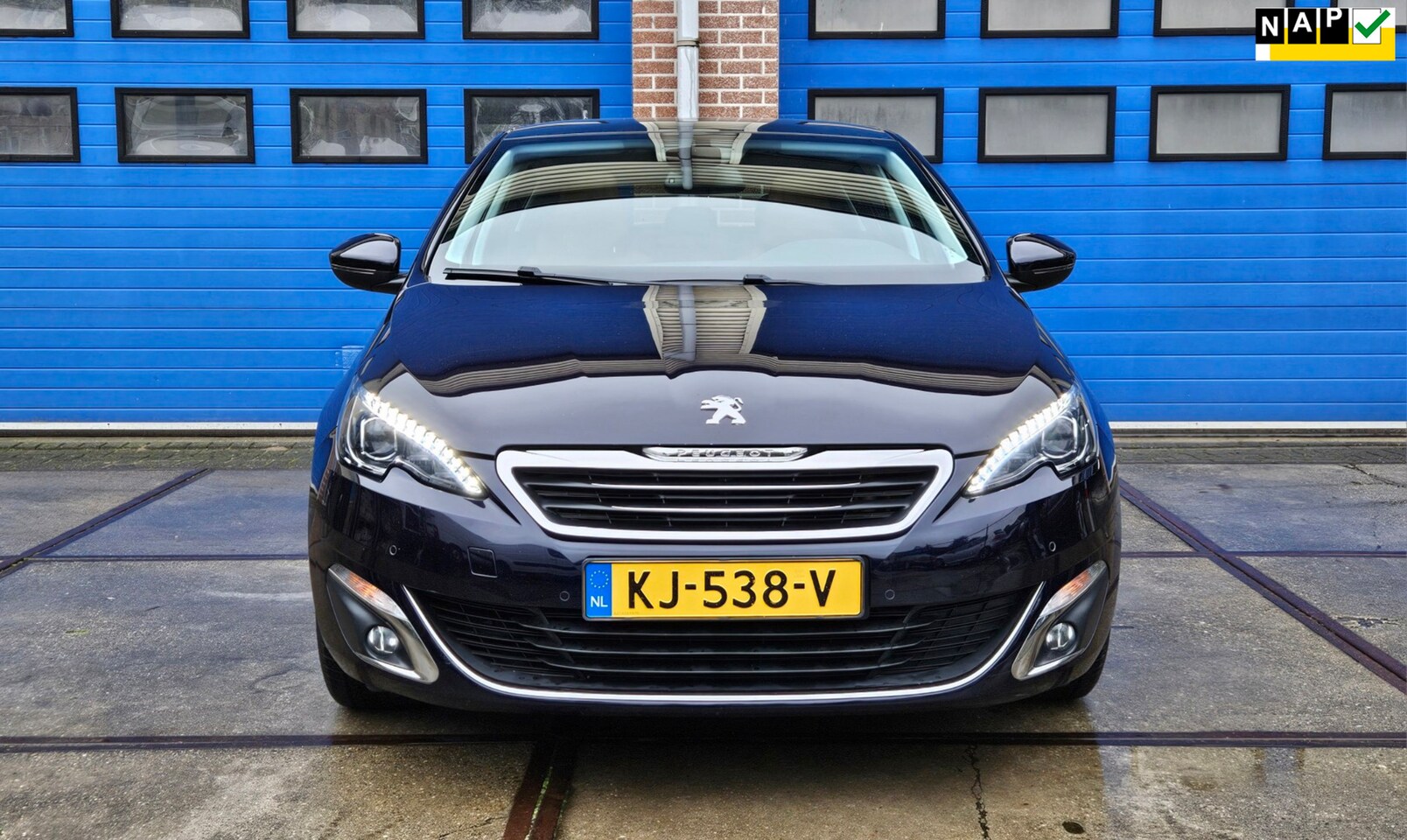 Peugeot 308 - 1.2 PureTech Blue Lease Premium 1.2 PureTech Blue Lease Premium - AutoWereld.nl