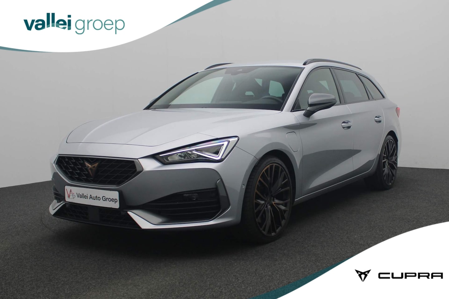 CUPRA Leon Sportstourer - 1.4 245PK DSG e-Hybrid VZ Performance | Supersport stuurwiel | Adaptief onderstel | Leer | - AutoWereld.nl