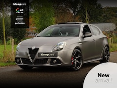 Alfa Romeo Giulietta - 1.7 TBi QV | Full Options | Matgrijs | Schuifdak | Sportst. | Bose | 19"QV