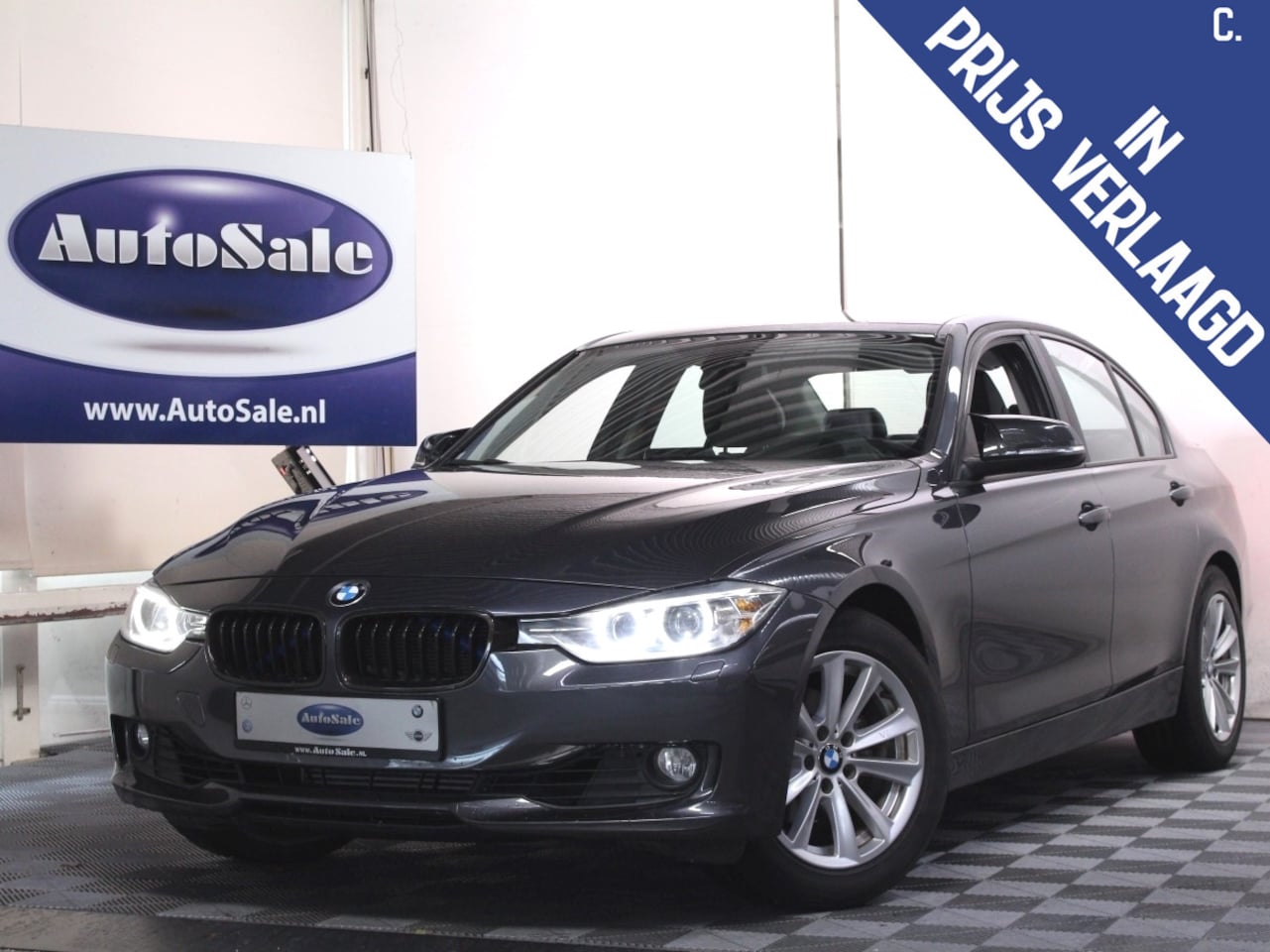 BMW 3-serie - 320i High Executive AUT LEDER STOELVW XENON PDC CRUISE '15 - AutoWereld.nl