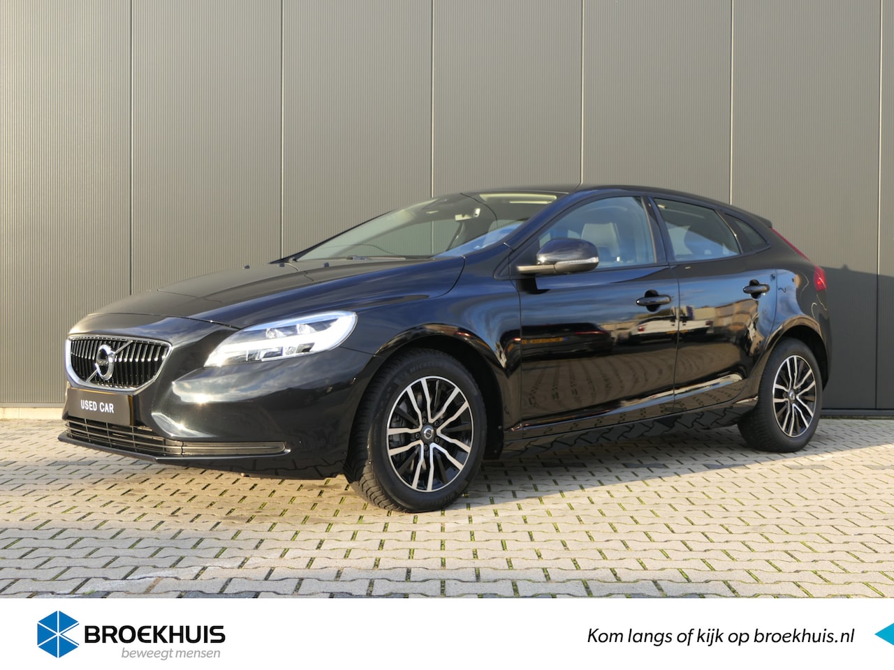 Volvo V40 - T2 GEARTRONIC POLAR+ | Verwarmde Stoelen | Cruise Control | Full LED Koplampen | Navigatie - AutoWereld.nl