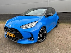 Toyota Yaris - Hybrid 130 PK Launch Edition | Dode hoek detectie | Navigatie | Parkeersensoren | Stoel-en