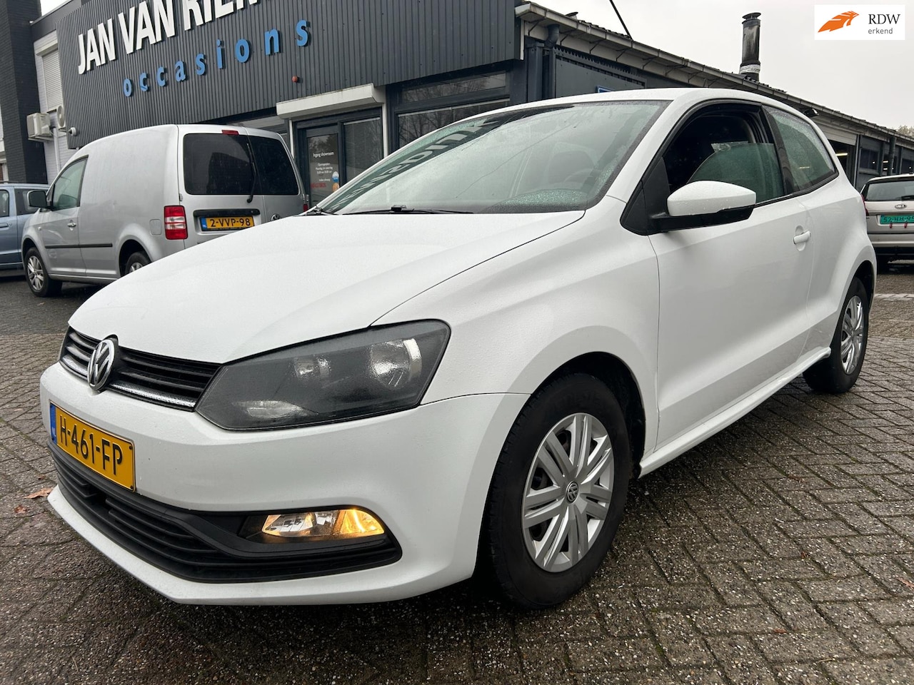 Volkswagen Polo - 1.0 airco apk 8-10-2025 navi media scherm - AutoWereld.nl