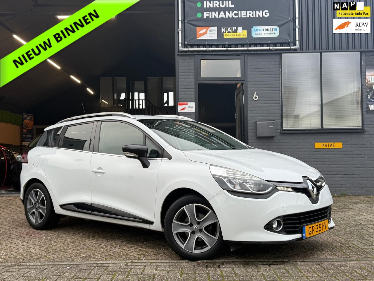 Renault Clio Estate - 0.9 TCe Night&Day|APK|NAP|Airco|Trekhaak - AutoWereld.nl