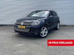 Volkswagen Touareg - 3.0 TDI R-line